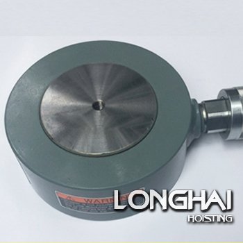 Z型超薄型分離式千斤頂在橋梁工程中的應用